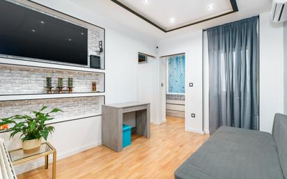 Bedroom of Flat for sale in  Barcelona Capital