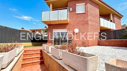 Foto 2 de Casa adosada en venda a Carrer Mas de L'aguiló, 35, Quatre Camins, Cambrils