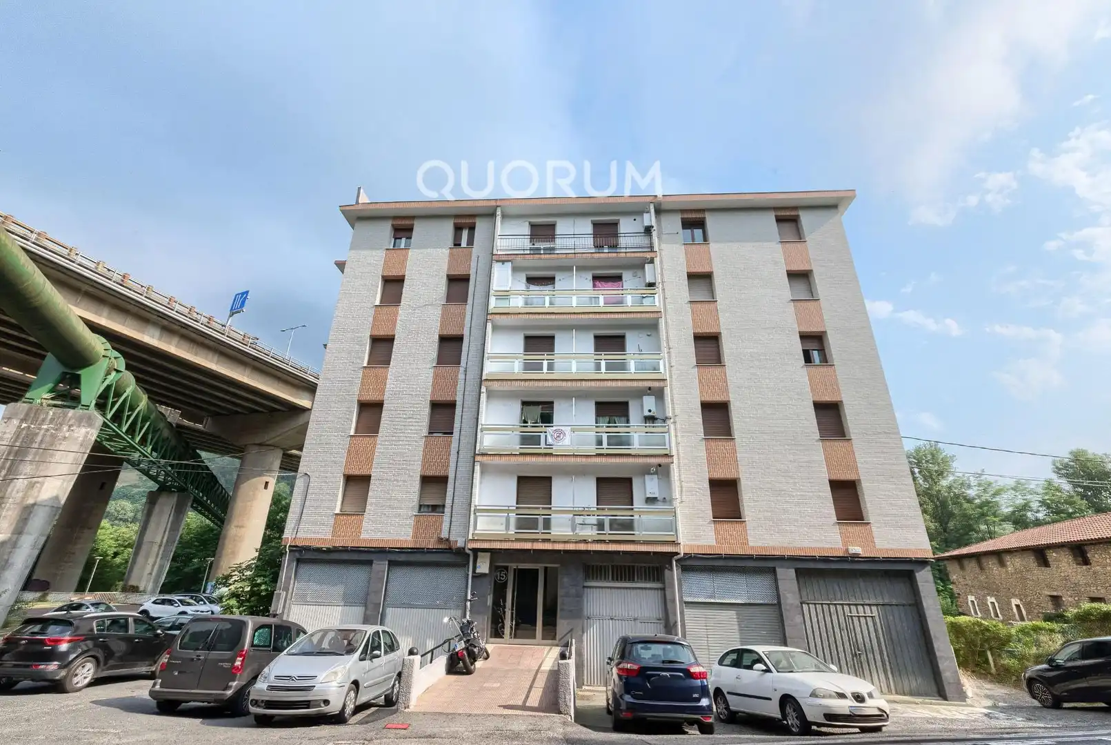 Vista exterior de Piso en venta en Arrigorriaga con Calefacción, Amueblado y Balcón