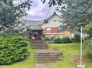 Casa amb balcó en venda a Tanos - AVENIDA BILBAO 159