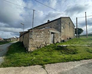 Außenansicht von Haus oder Chalet zum verkauf in Gallegos de Solmirón