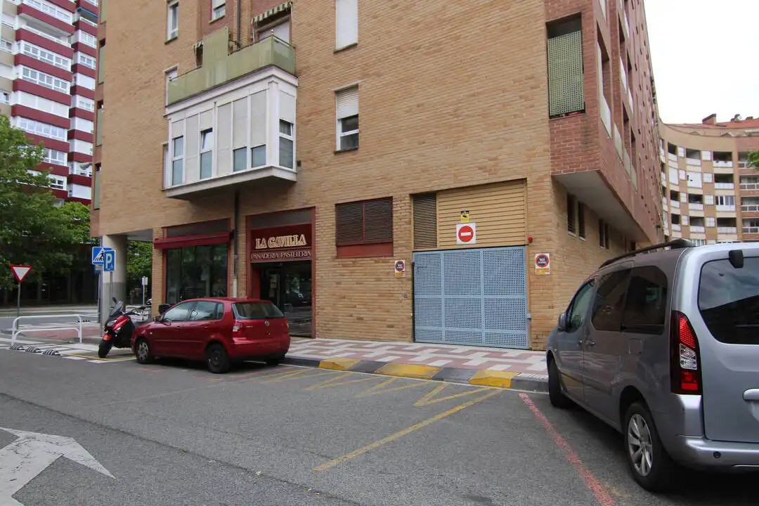 Aparcament de Garatge en venda en  Pamplona / Iruña