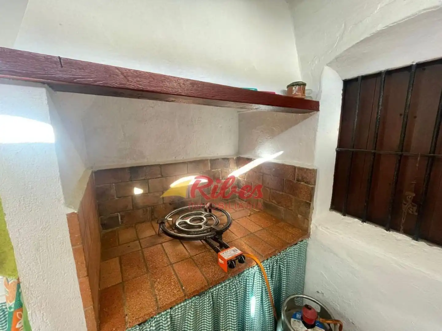 Cocina de Finca rústica en venta en Cullera con Aire acondicionado, Jardín privado y Terraza