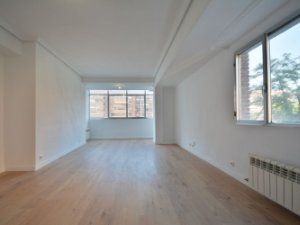 Exterior view of Flat to rent in  Madrid Capital  with Heating