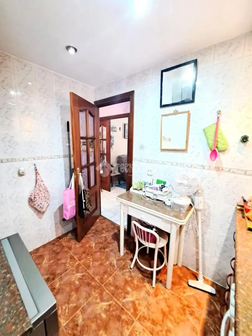 Habitación de Piso en venta en Parla con Aire acondicionado, Calefacción y Internet