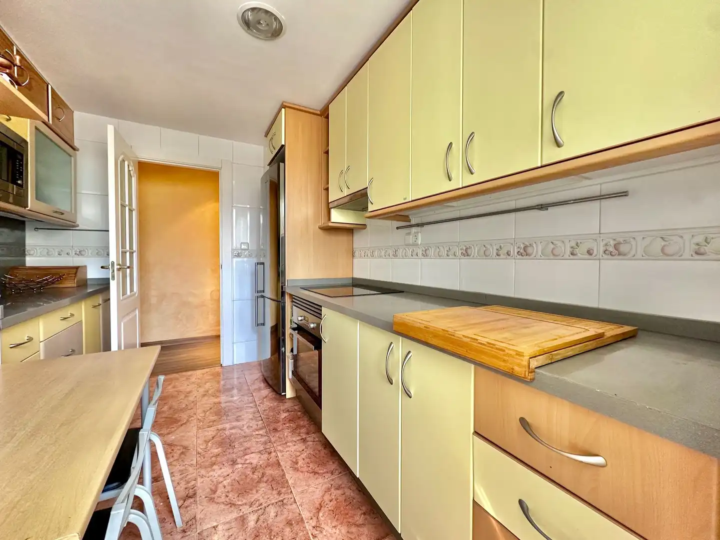 Cocina de Apartamento en venta en Almuñécar con Aire acondicionado, Terraza y Amueblado