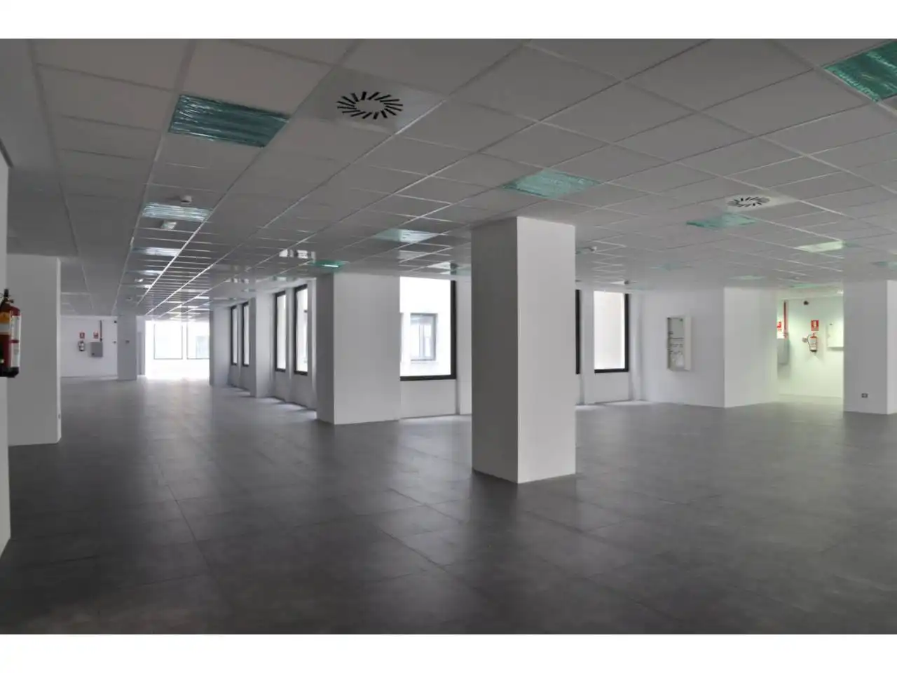 Office for rent in Las Rozas de Madrid  with Air Conditioner, Heating and Alarm