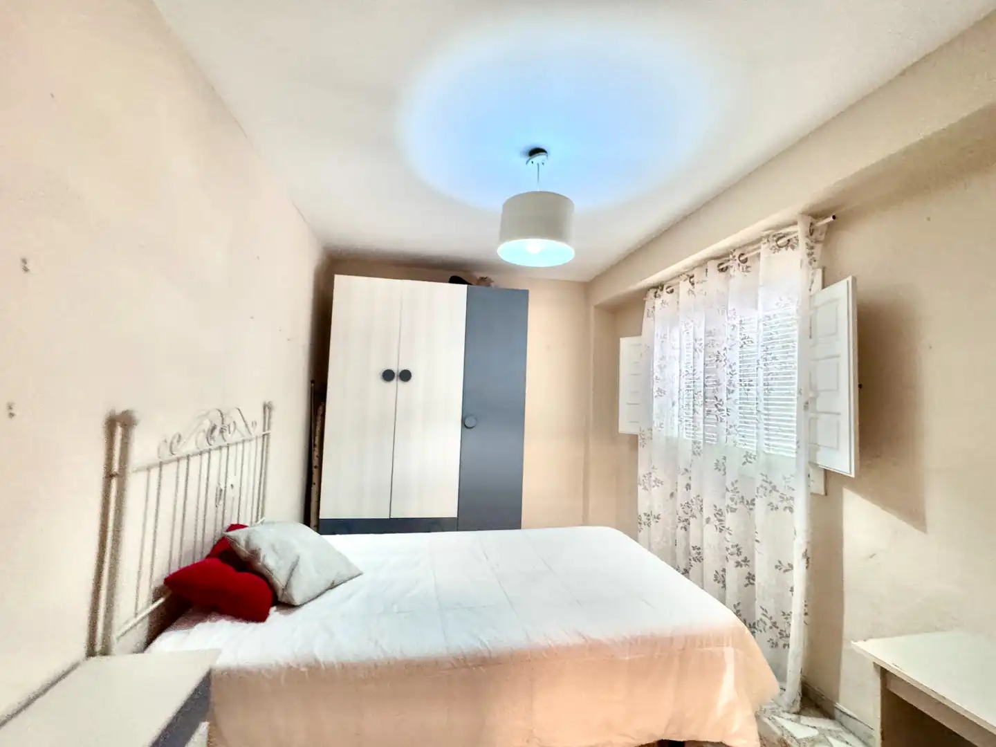 Dormitori de Casa o xalet en venda en Ugíjar amb Terrassa, Traster i Moblat