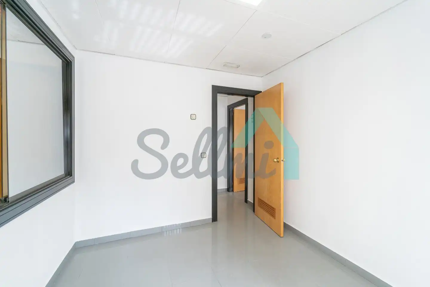 Büro mit Aufzug zur Miete in Uría, imagen 9