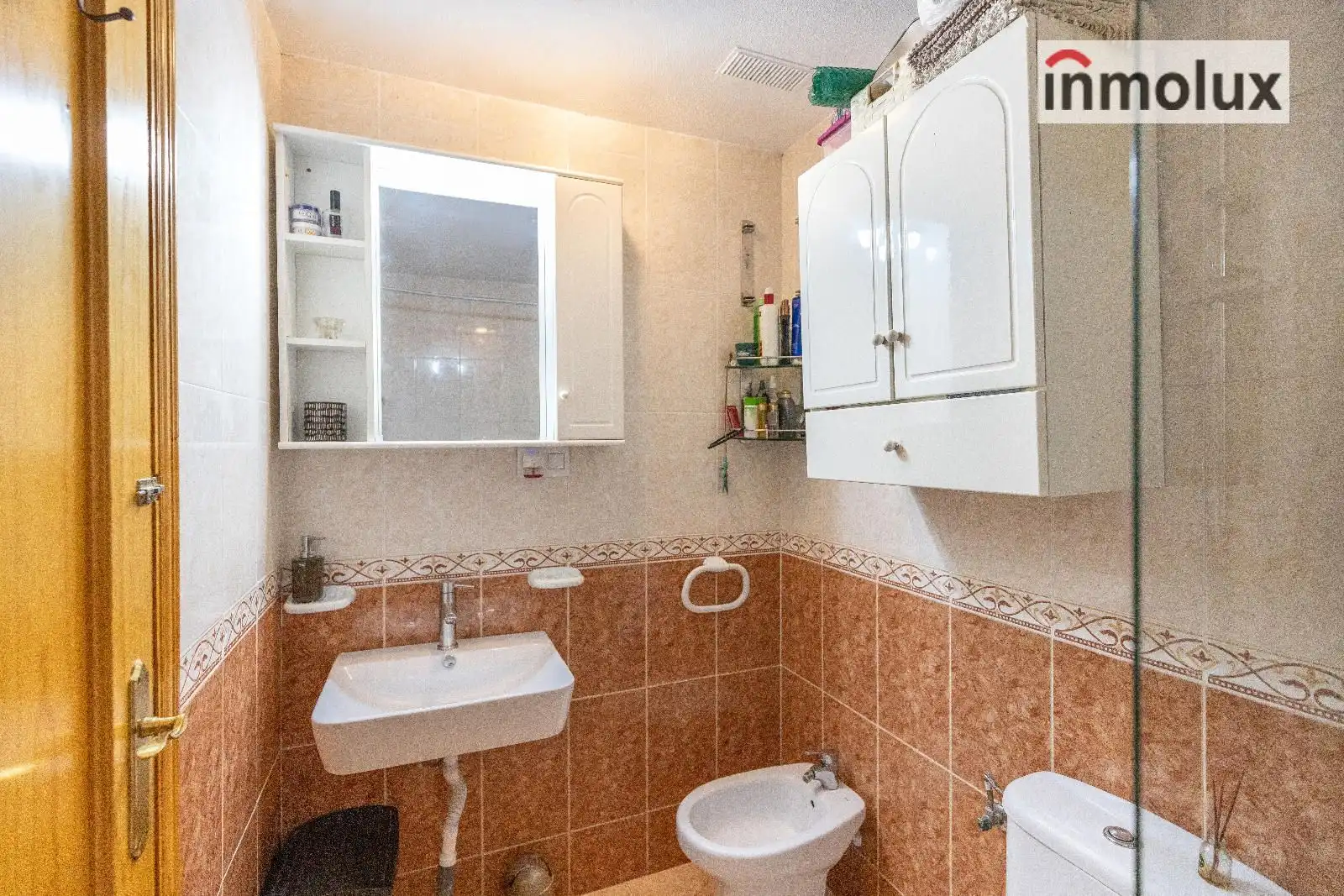 Bany de Pis en venda en Torrevieja amb Aire condicionat, Terrassa i Piscina