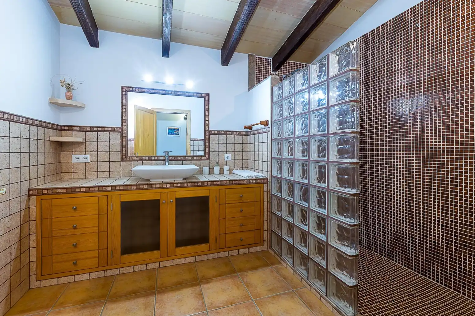 Bathroom of Houses for sale in Capdepera  with Air Conditioner, Parquet flooring and Terrace