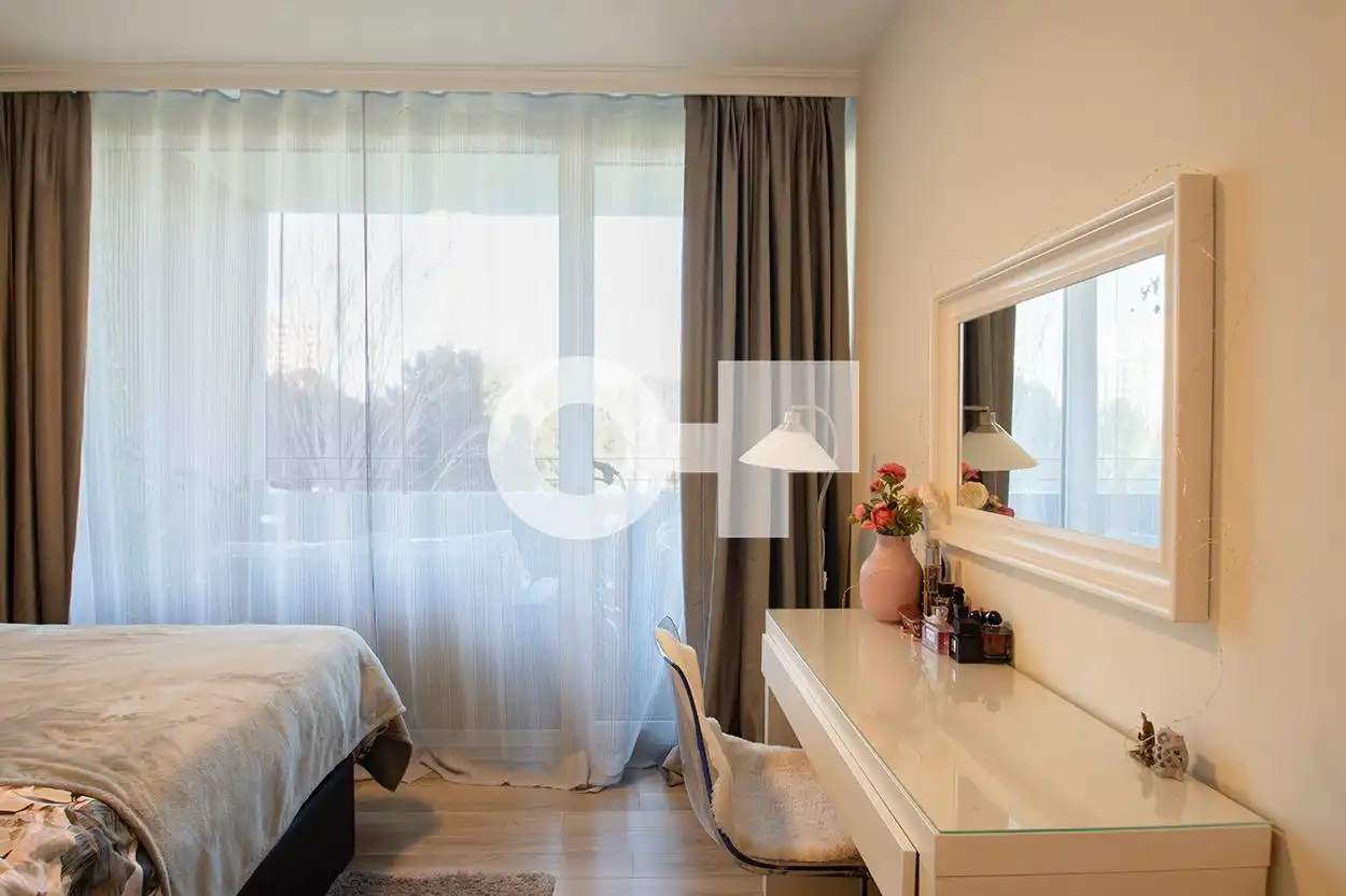 Habitación de Piso en venta en Barcelona con Aire acondicionado, Calefacción y Jardín privado