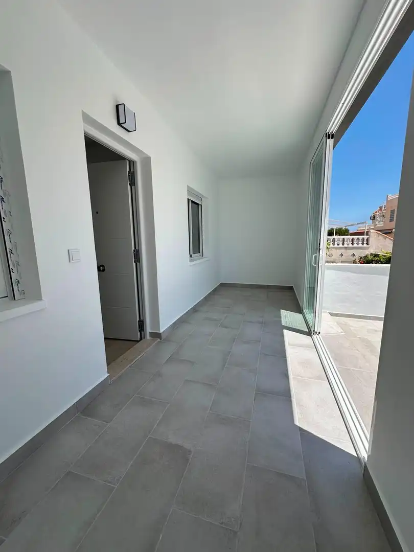 Casa adosada en venta en Torrevieja con Jardín privado, Terraza y Horno