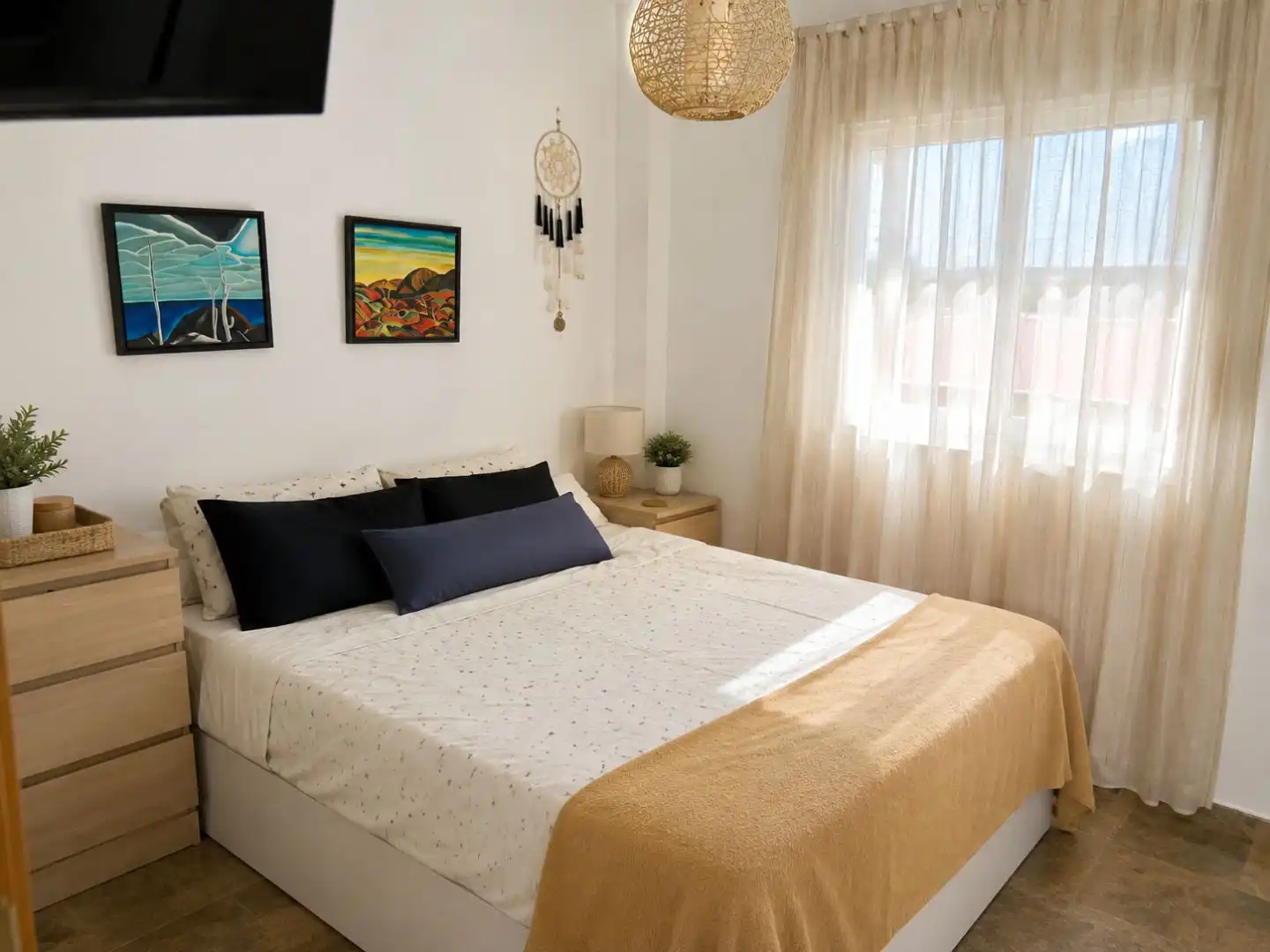 Flat with lift for sale in Carrer de Montitxelvo 26, imagen 2