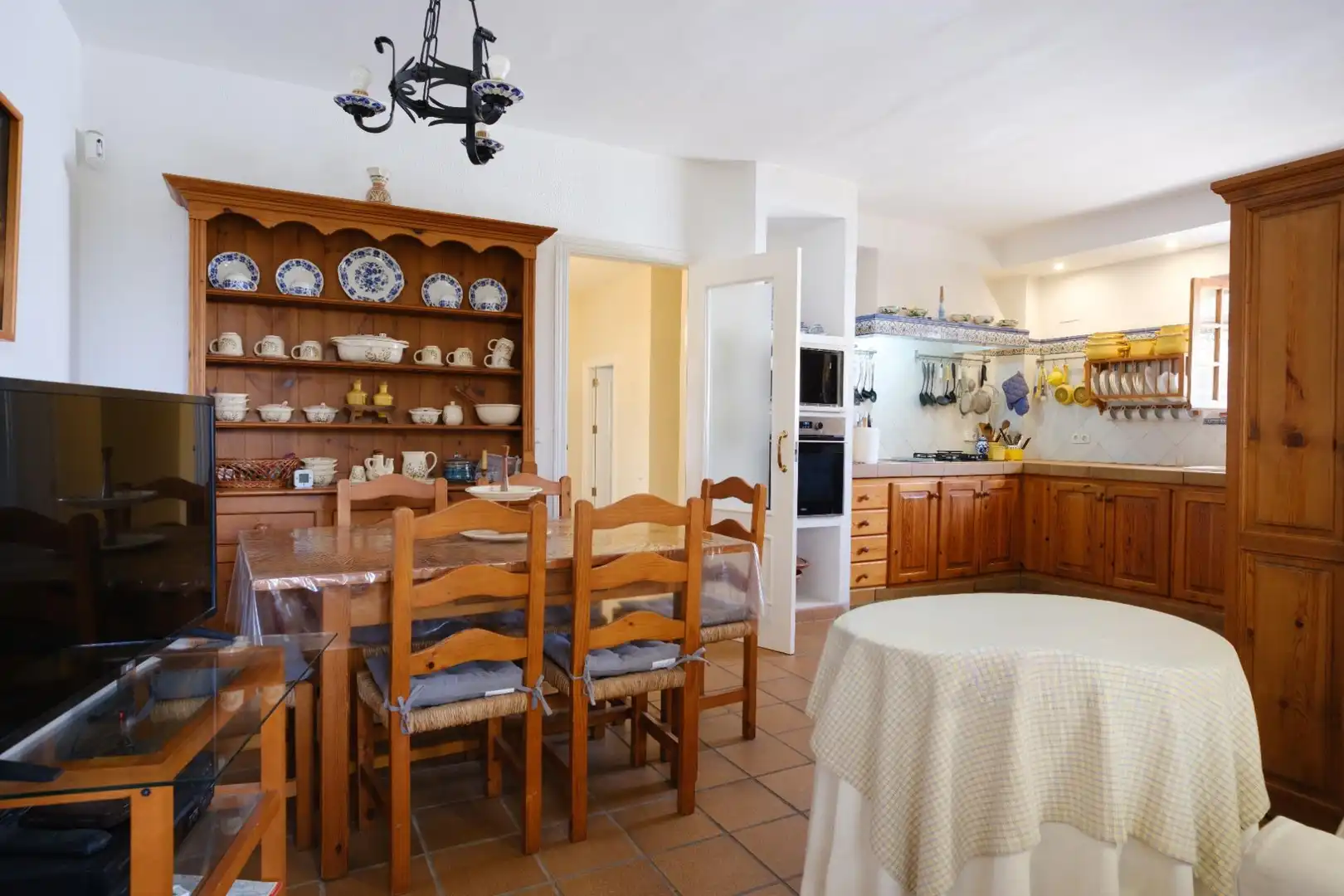 Cocina de Casa o chalet en venta en Alcalá de Guadaira con Aire acondicionado, Calefacción y Jardín privado