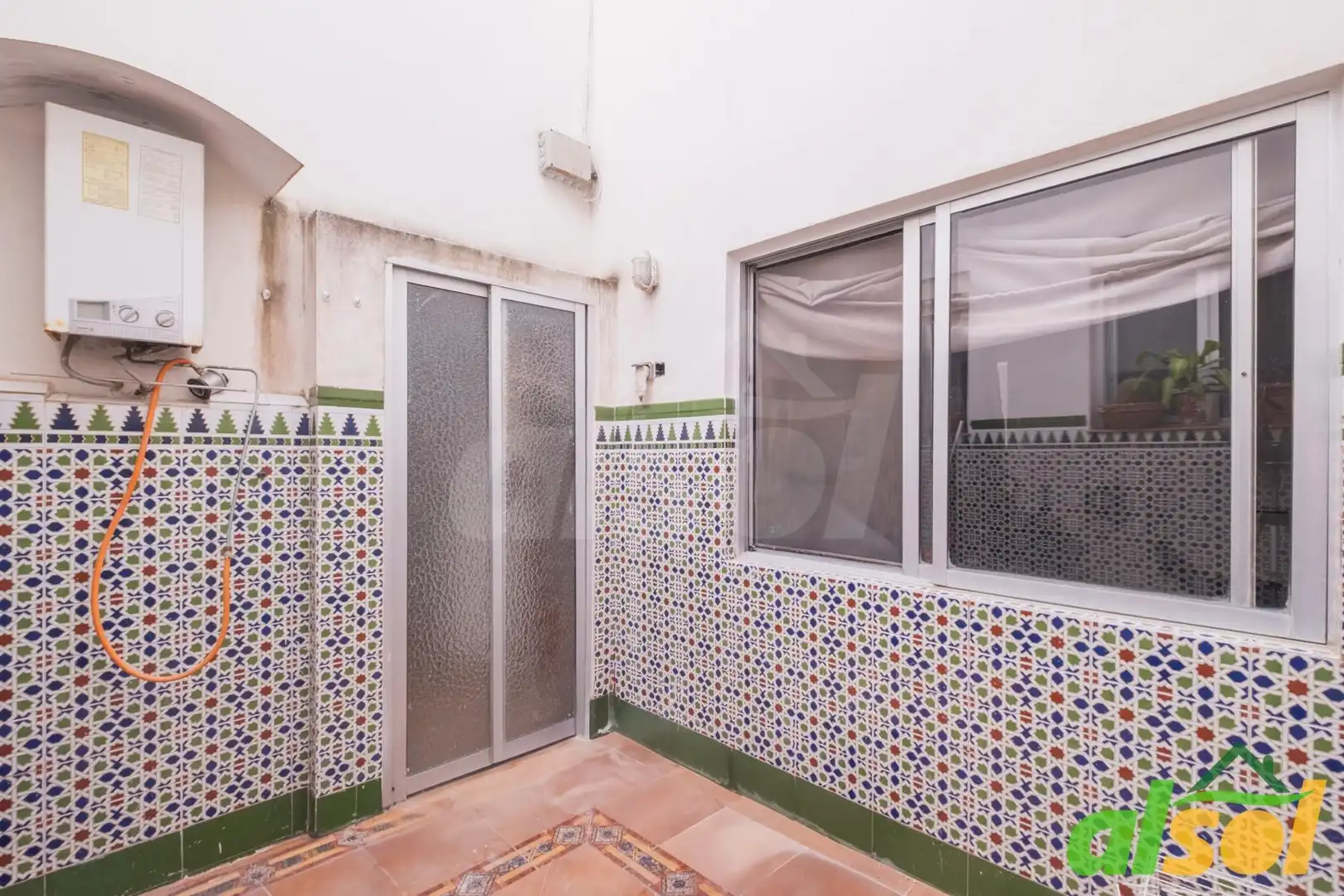 Terrassa de Casa adosada en venda en El Puerto de Santa María amb Traster i Balcó