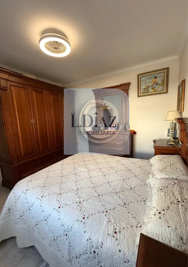 Bedroom of Flat for sale in Málaga  with Furnished