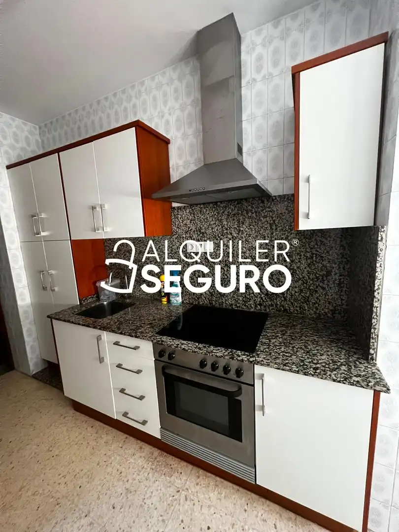 Küche von Wohnung zur Miete in Valencia mit Klimaanlage