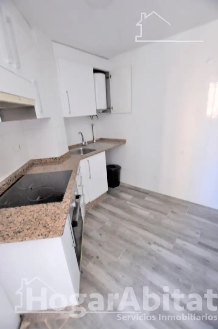 Kitchen of Flat for sale in Valencia