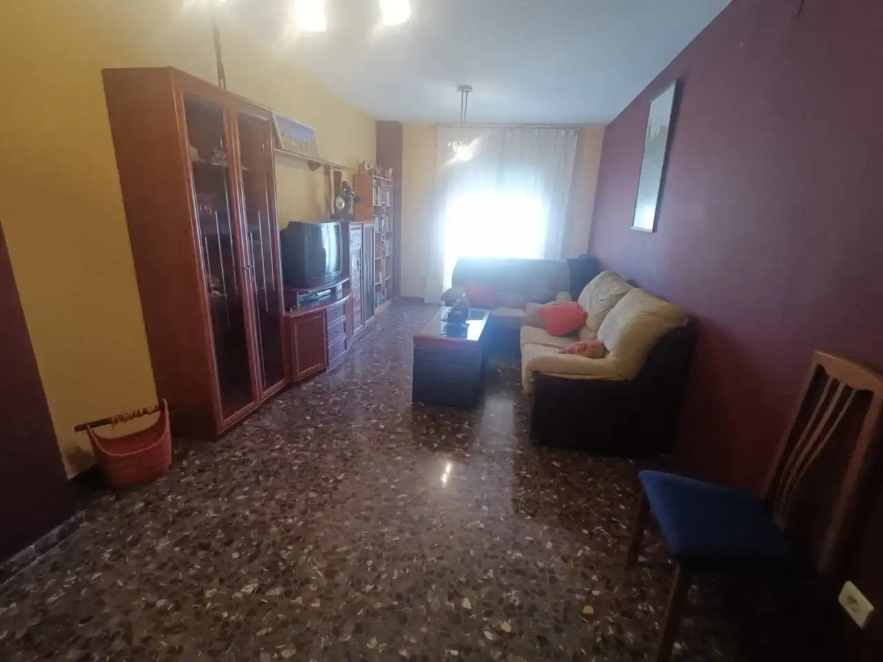 Sala d'estar de Casa o xalet en venda en Villanueva Mesía amb Jardí privat, Terrassa i Moblat
