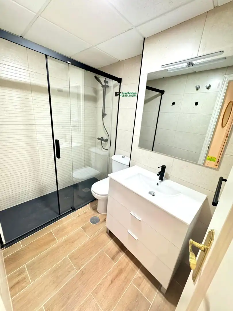 Baño de Piso de alquiler en Badajoz con Aire acondicionado, Calefacción y Amueblado
