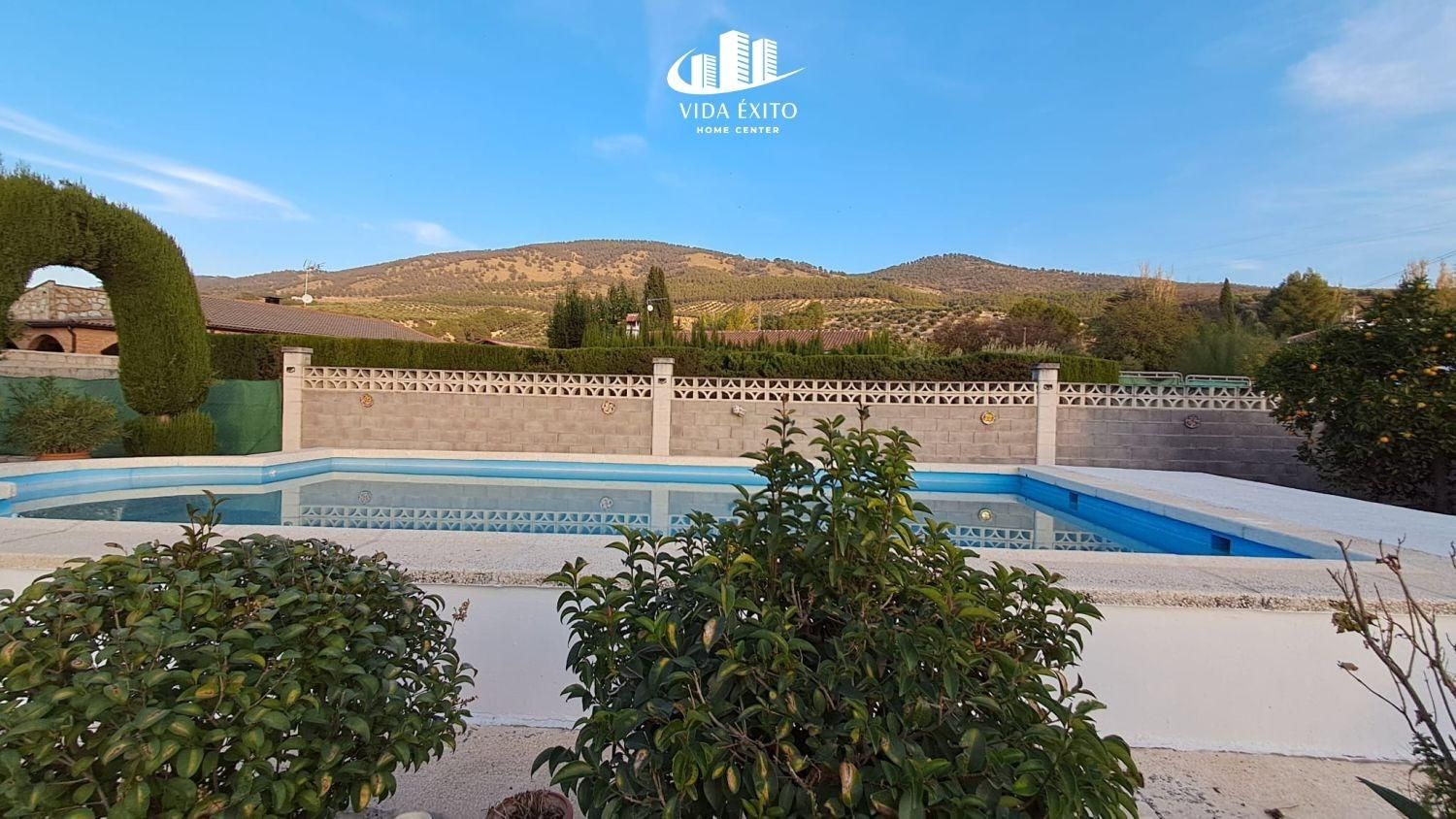 Swimming pool of House or chalet for sale in  Jaén Capital  with Heating, Private garden and Swimming Pool
