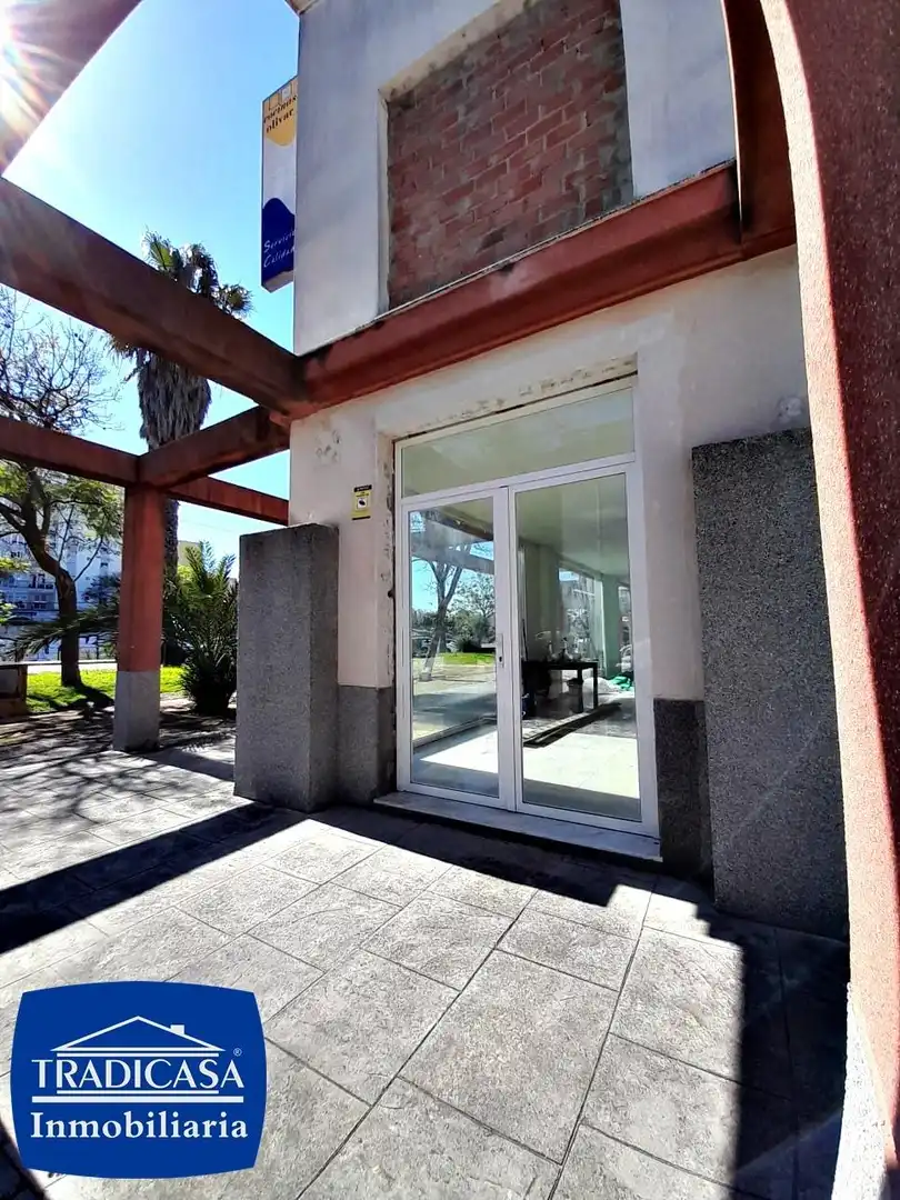 Local comercial de lloguer a El Retiro - Parque Atlántico - Ronda este, imagen 3