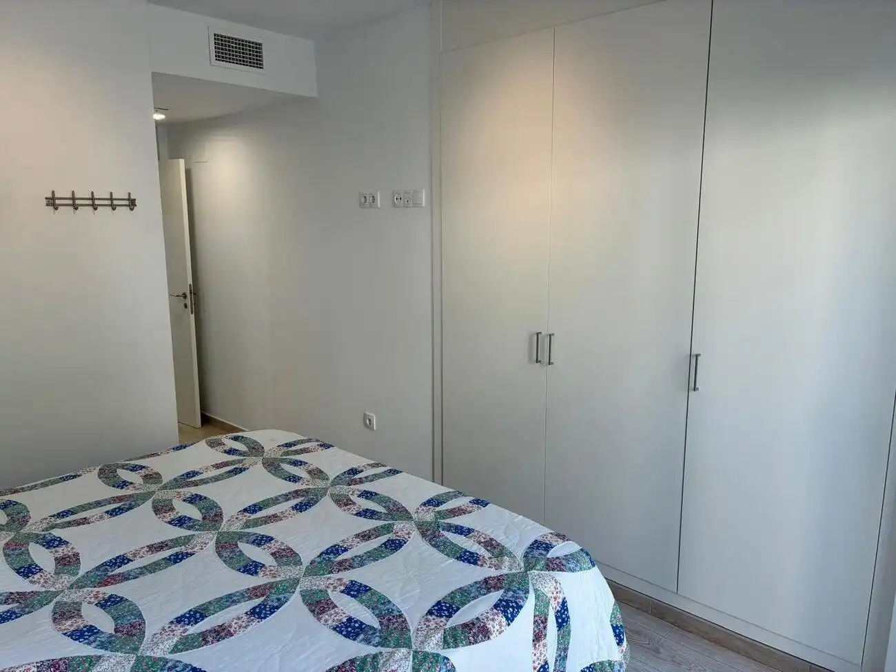 Dormitori de Apartament en venda en Orihuela amb Aire condicionat, Jardí privat i Terrassa