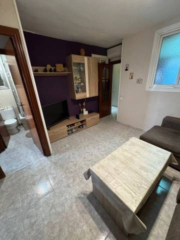 Piso en Venta en Carrer Progrés en La Torrassa