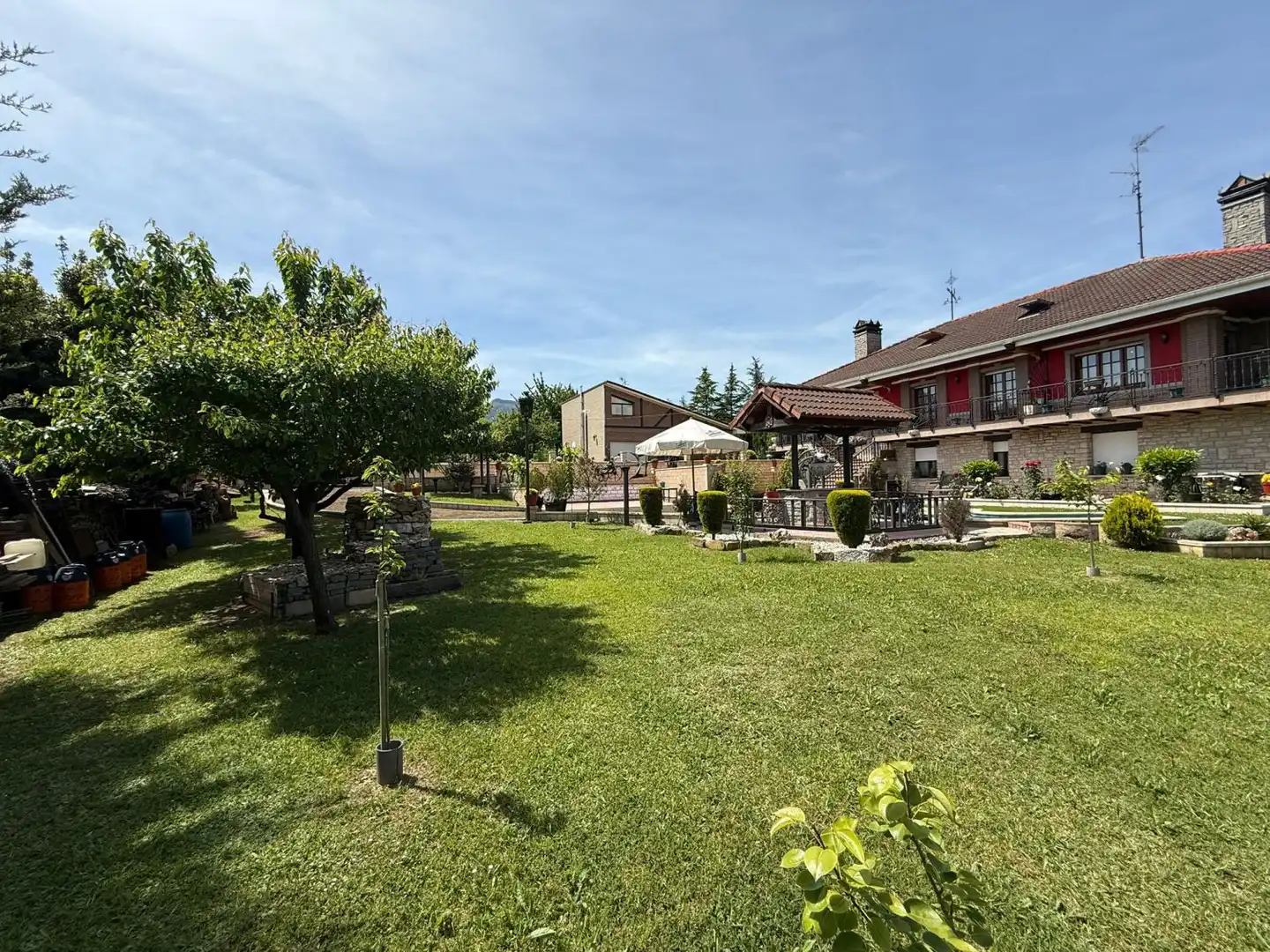 Jardín de Casa o chalet en venta en Valle de Mena con Calefacción, Terraza y Trastero