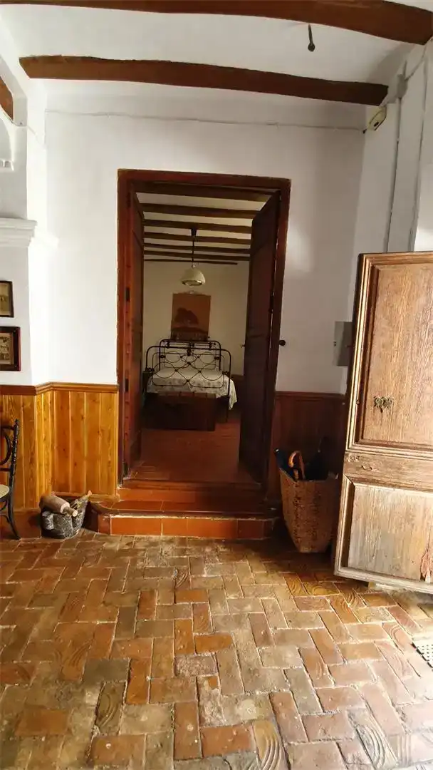 Casa adosada en venda en Sella amb Jardí privat, Traster i Piscina