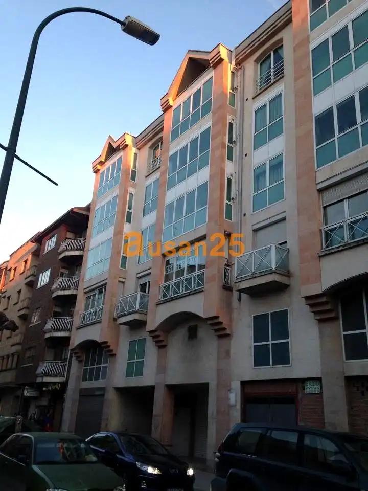 Dúplex con ascensor en alquiler en Santa Catalina - Ferial