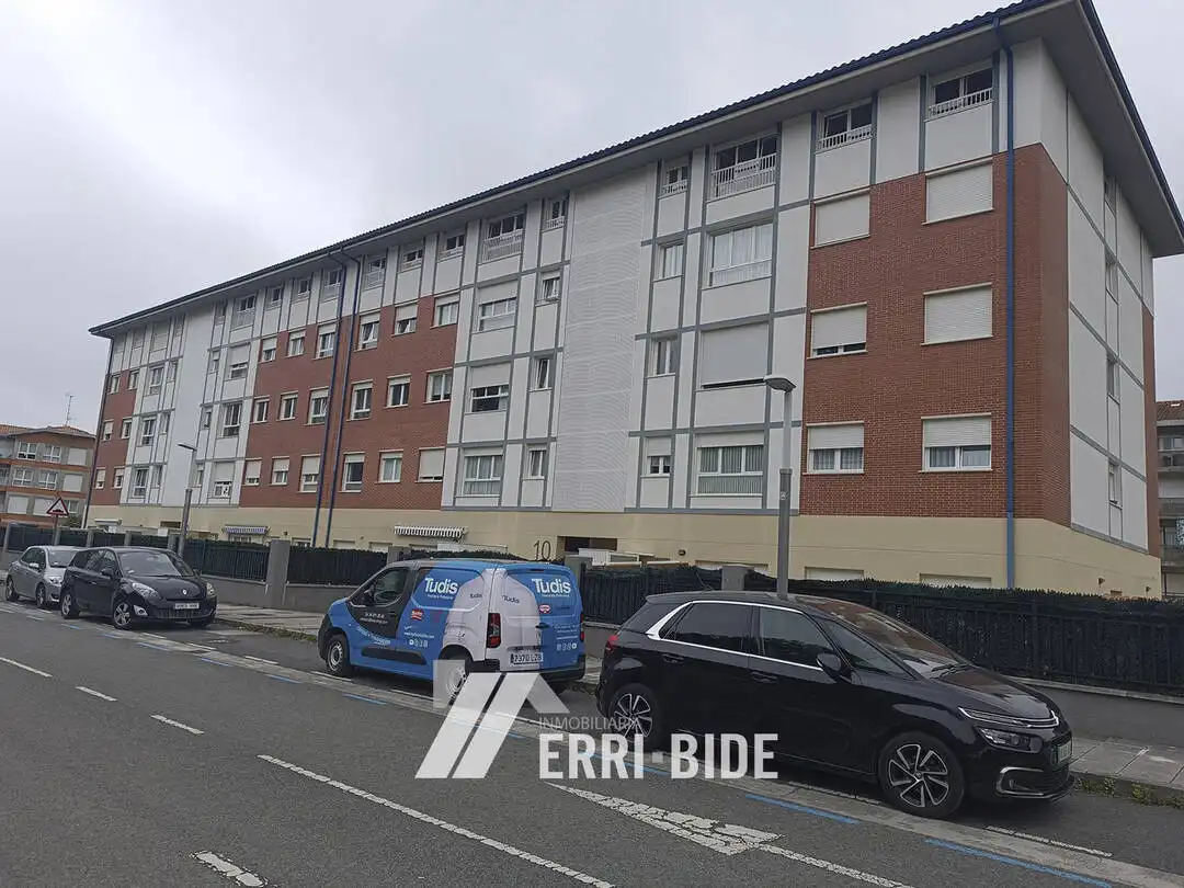 Vista exterior de Garaje en venta en Bakio
