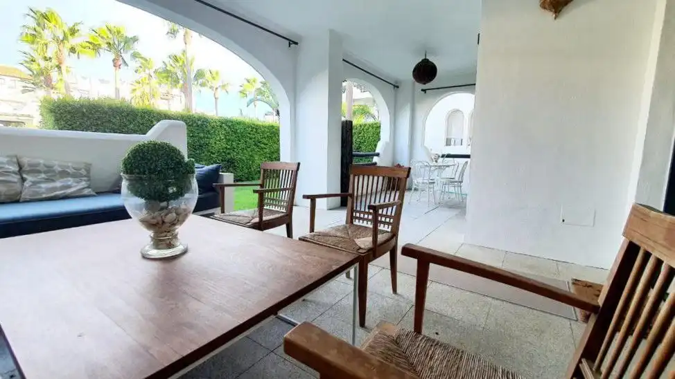 Terrassa de Apartament de lloguer en Sotogrande amb Aire condicionat, Calefacció i Terrassa