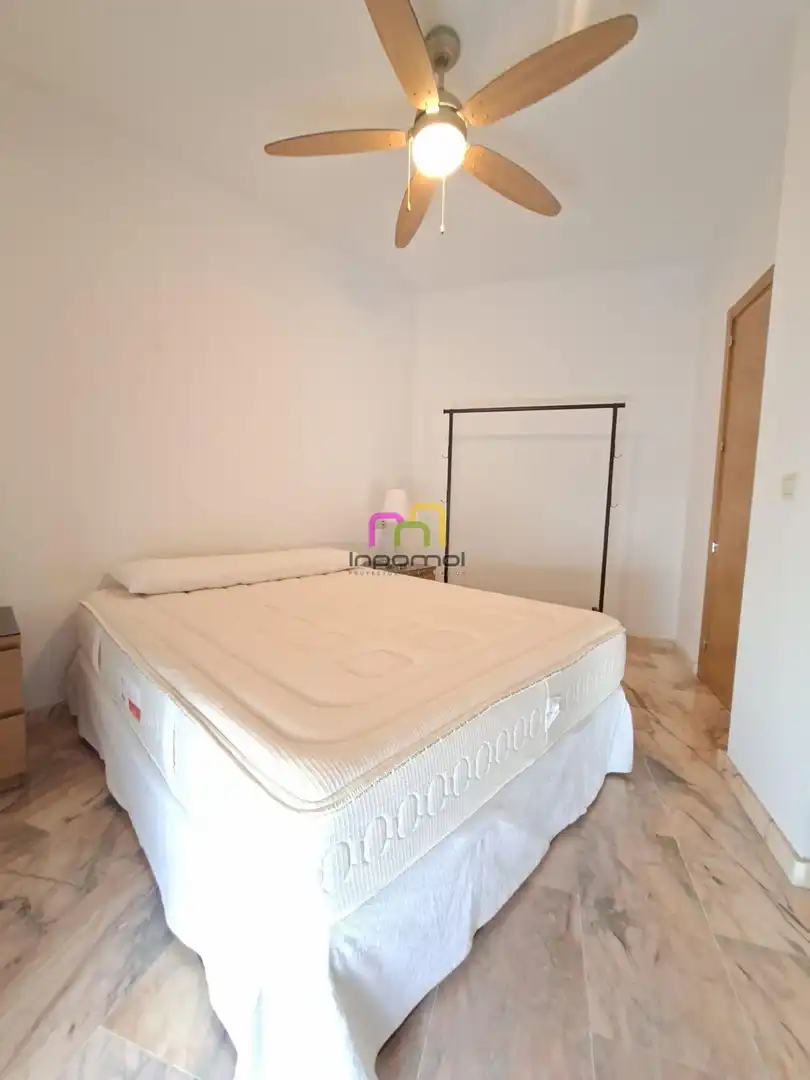 Dormitori de Apartament de lloguer en Badajoz amb Moblat