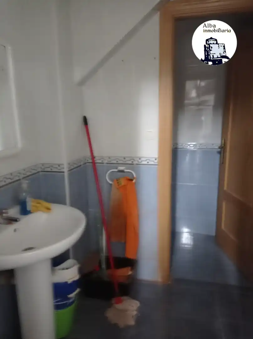 Badezimmer von Geschaftsraum zur Miete in Alba de Tormes
