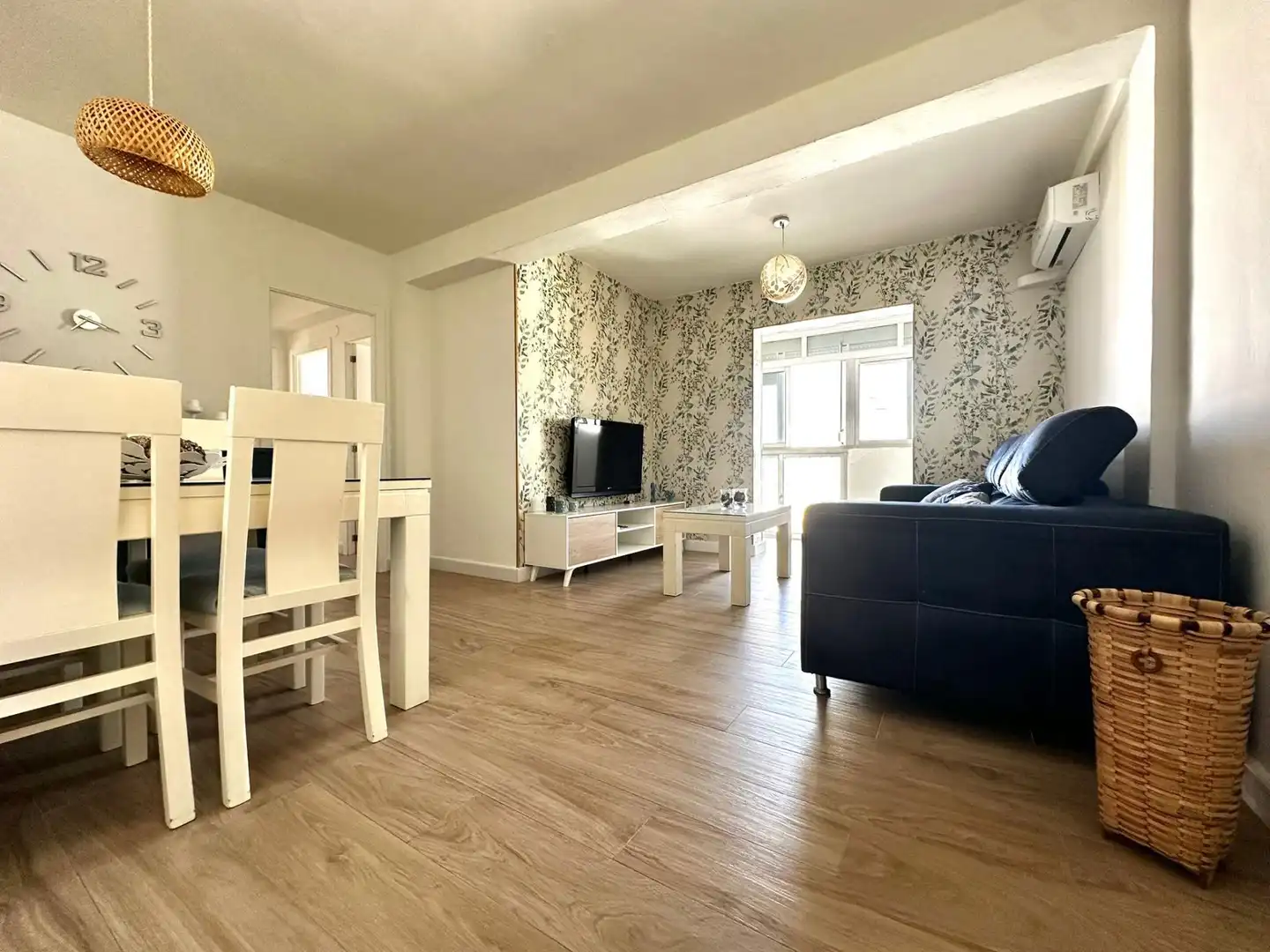 Living room of Flat for sale in El Puerto de Santa María  with Air Conditioner and Terrace