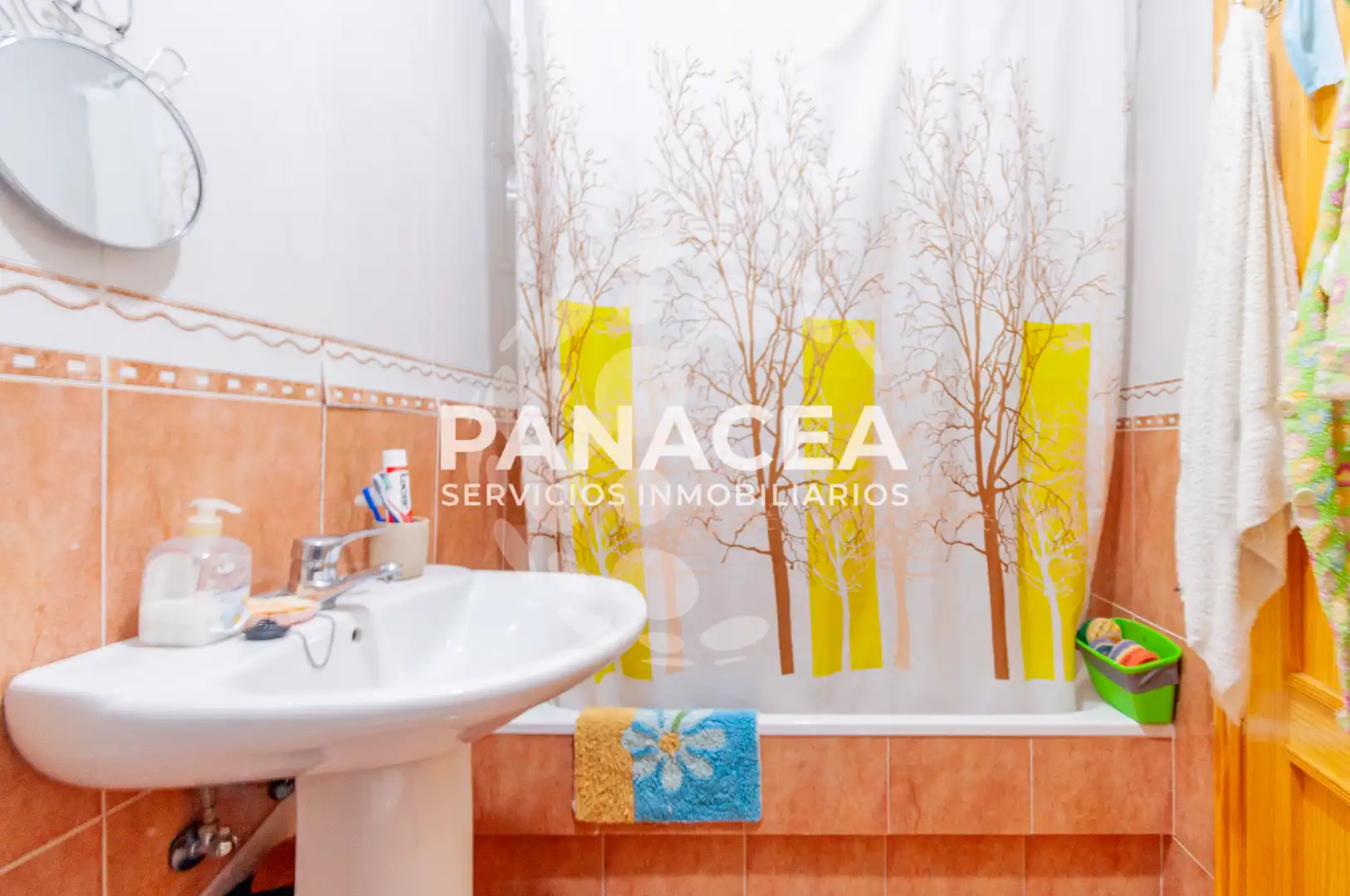Bathroom of Flat for sale in Roquetas de Mar  with Furnished, Oven and Washing machine
