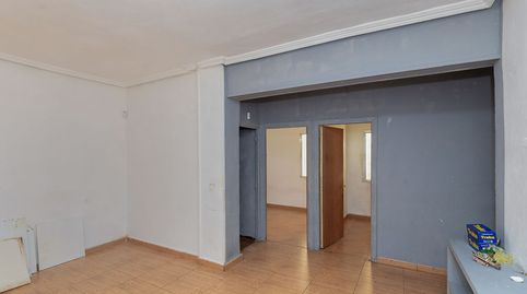 Foto 2 de Piso en venta en C/ Rio Poo, La Cañada, Cáceres Capital