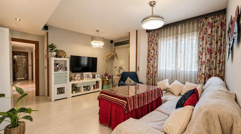 Foto 2 de Piso en venta en Violeta Parra, 8, Angustias - Chana - Encina, Granada Capital