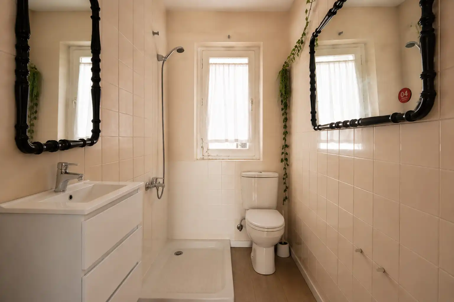 Baño de Piso en venta en Granada con Parquet, Amueblado y Horno
