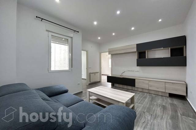 Piso en Alquiler en Calle de Vallehermoso, . en Vallehermoso