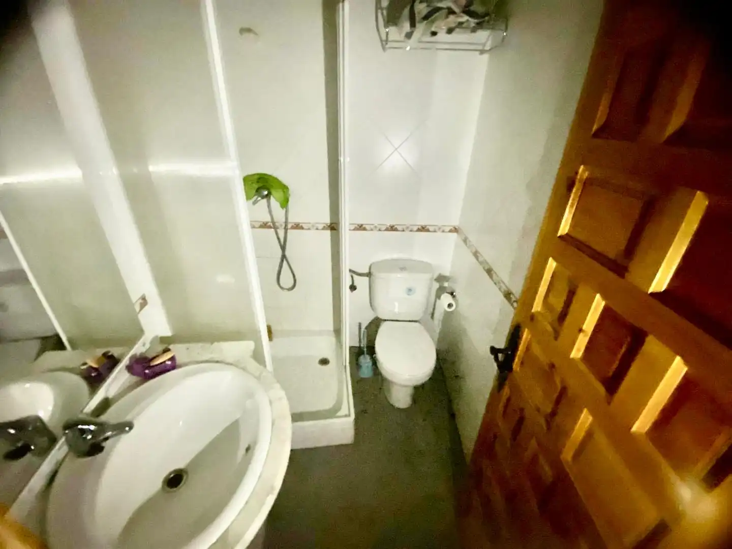 Baño de Finca rústica en venta en Soto de la Vega con Calefacción, Jardín privado y Parquet