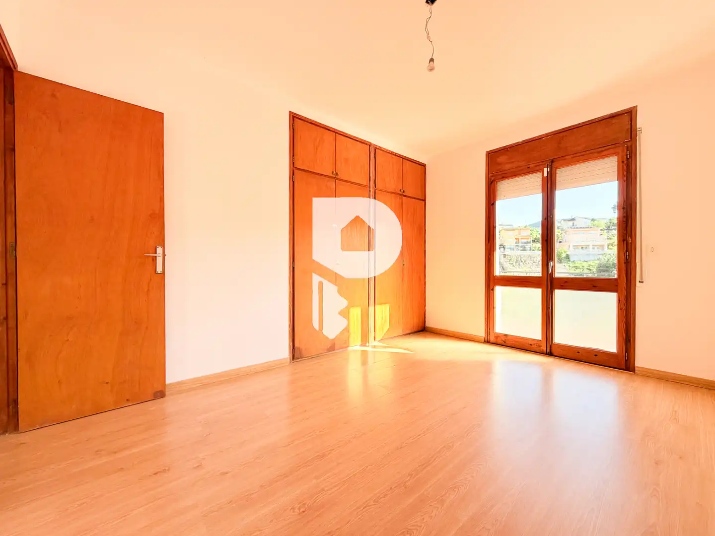 Bedroom of Houses for sale in Vallirana  with Air Conditioner, Heating and Private garden