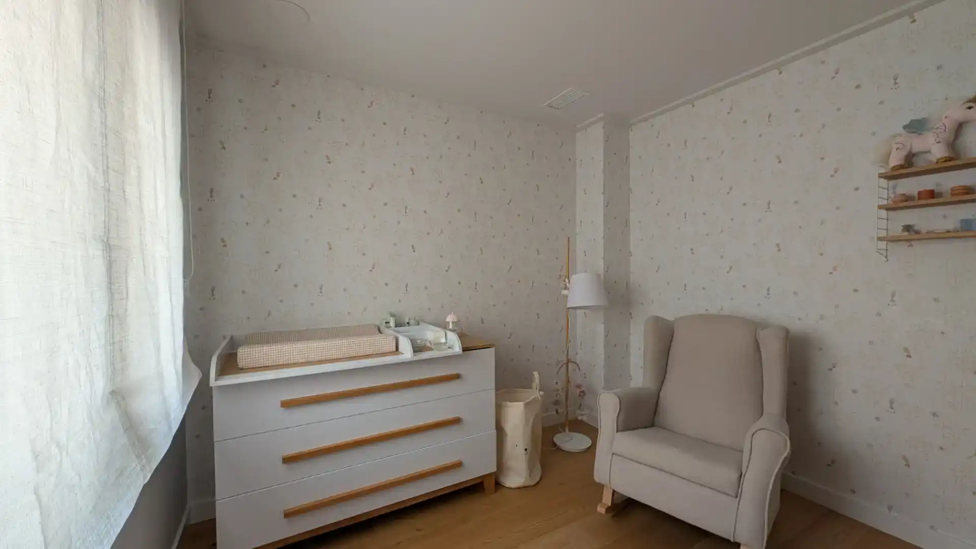Habitación de Piso en venta en Elche / Elx con Aire acondicionado y Balcón