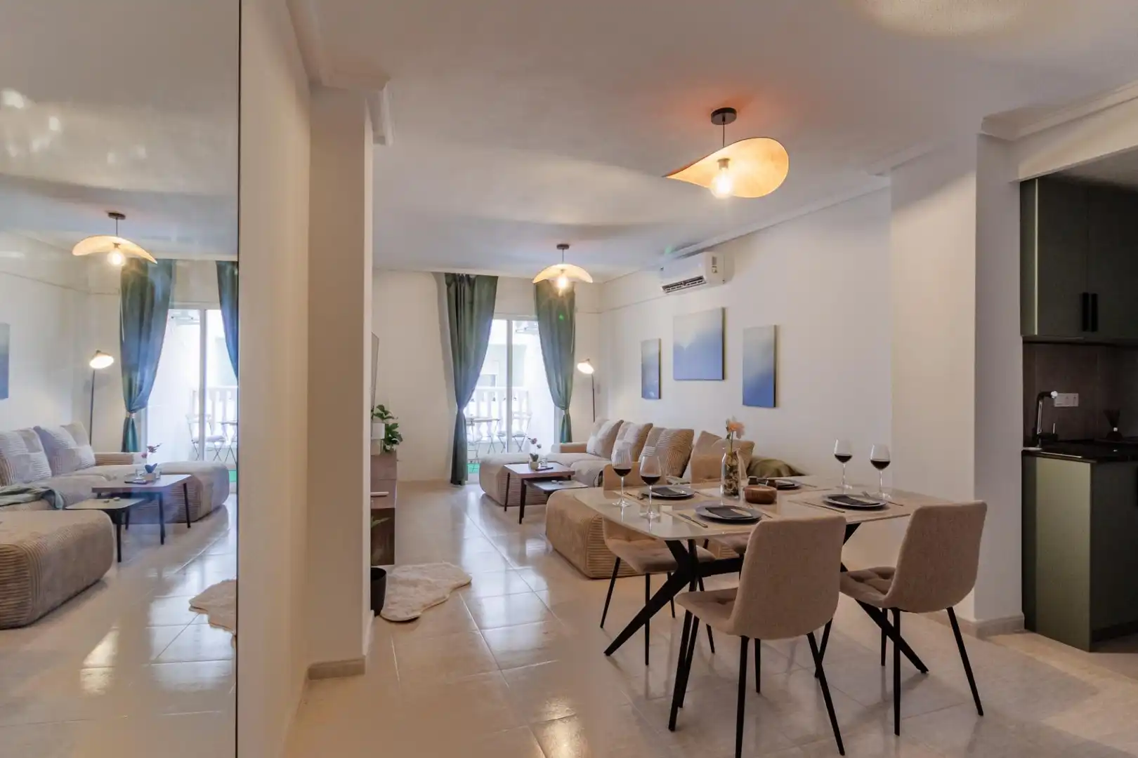 Apartment with terrace for sale in Calle C. Almudena 60, imagen 2