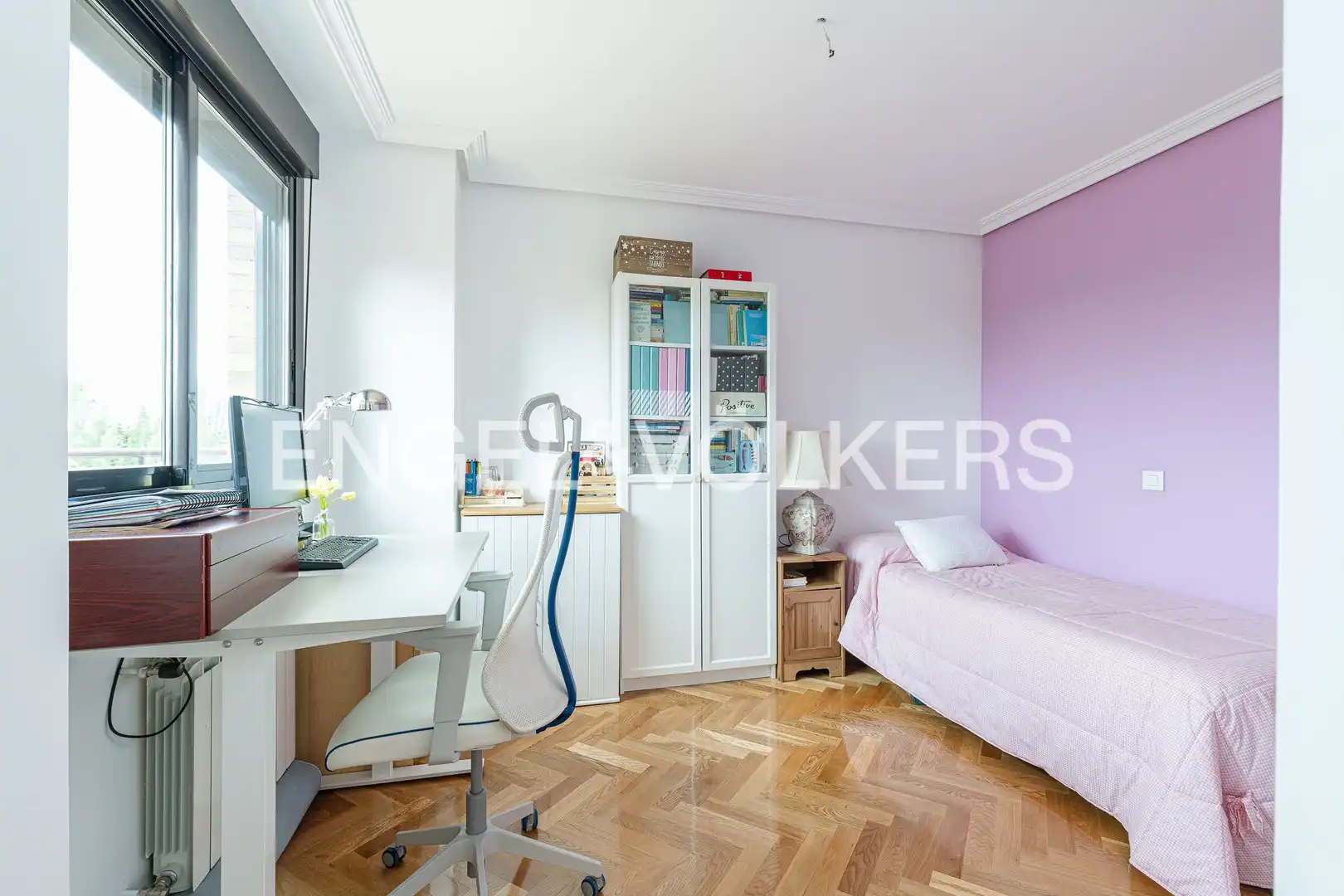 Habitación de Ático en venta en Majadahonda con Aire acondicionado, Calefacción y Parquet