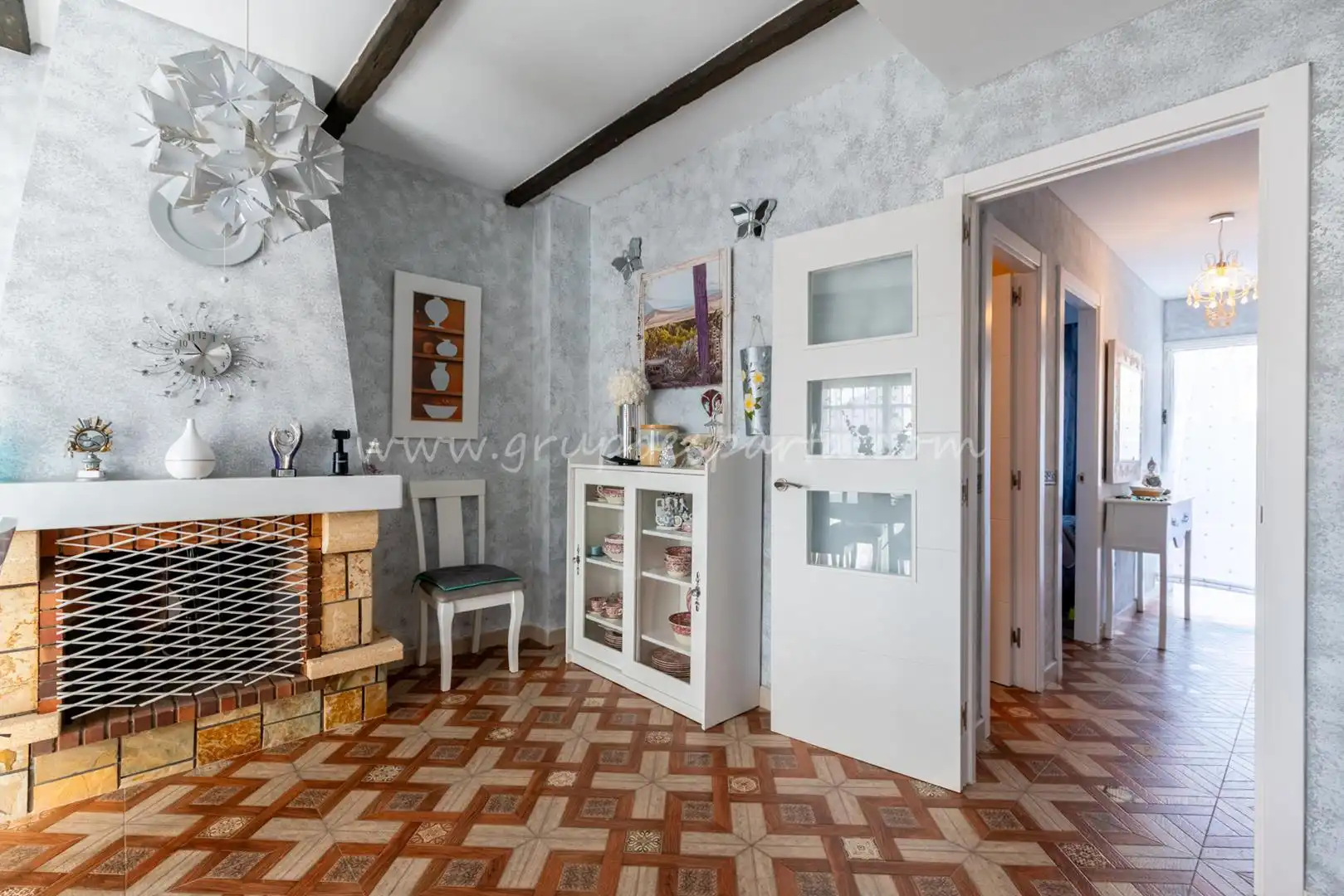 Casa adosada en venda en Huévar del Aljarafe amb Aire condicionat, Jardí privat i Traster