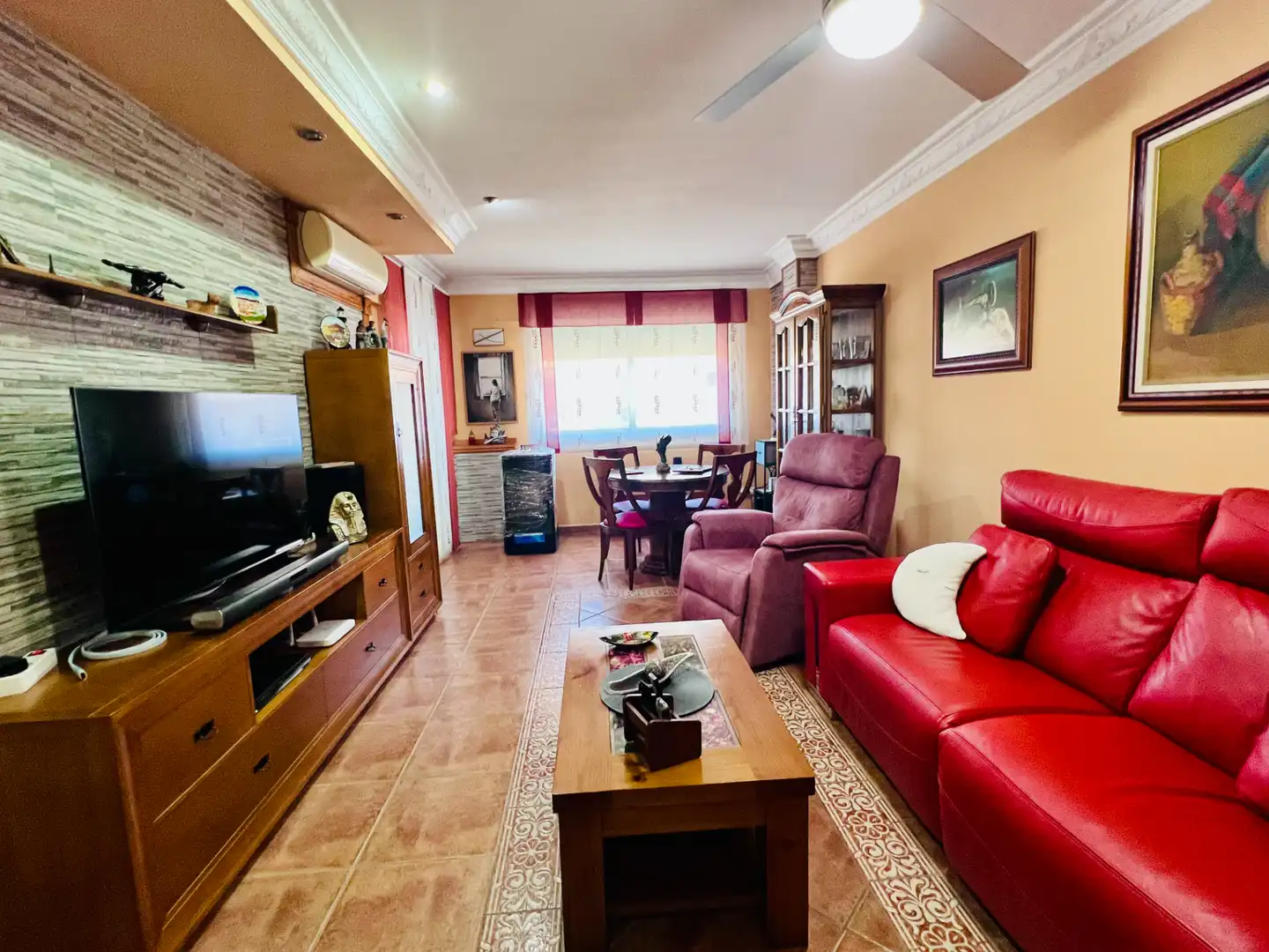 Sala de estar de Piso en venta en Petrer con Calefacción y Balcón