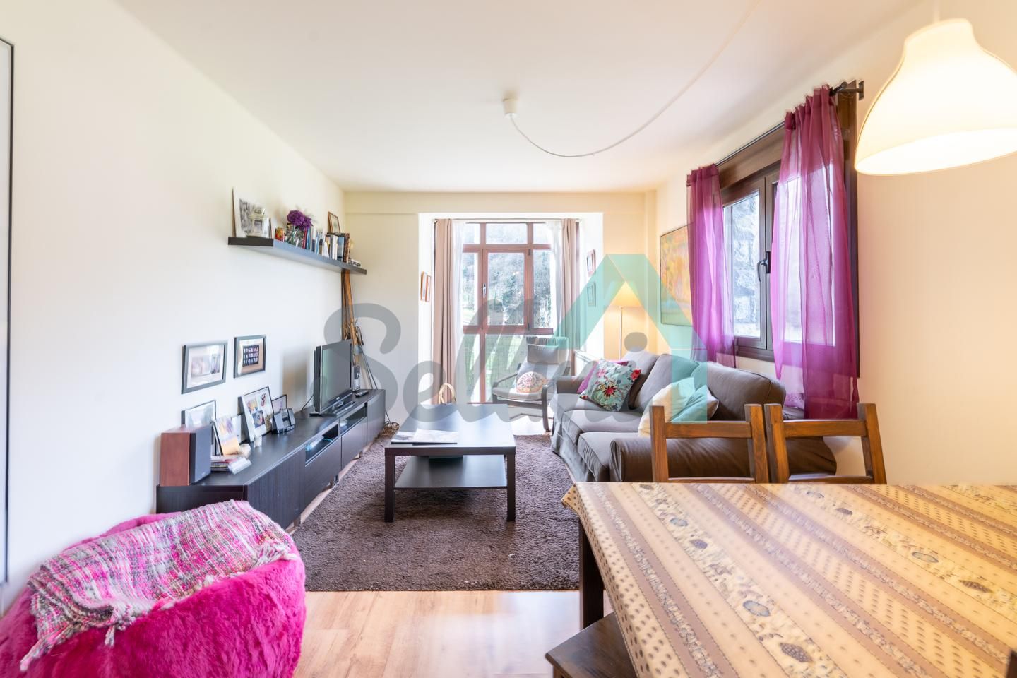 Living room of Flat for sale in Aller  with Heating and Storage room